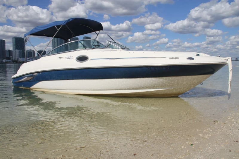 BALI 26' Sea Ray — private yacht charter in Miami