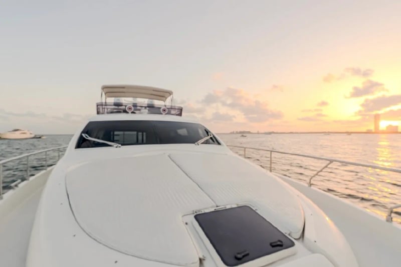 Motor Mile 75' Ferretti — private yacht charter in Miami