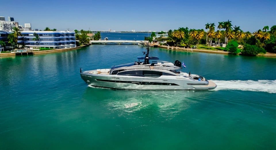 CIAO 5 — 116' yacht Pershing for charter in Miami